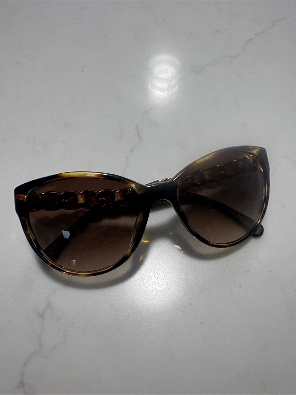 CHANEL Tortoiseshell Cat Eye Sunglasses - Brown Gradient
